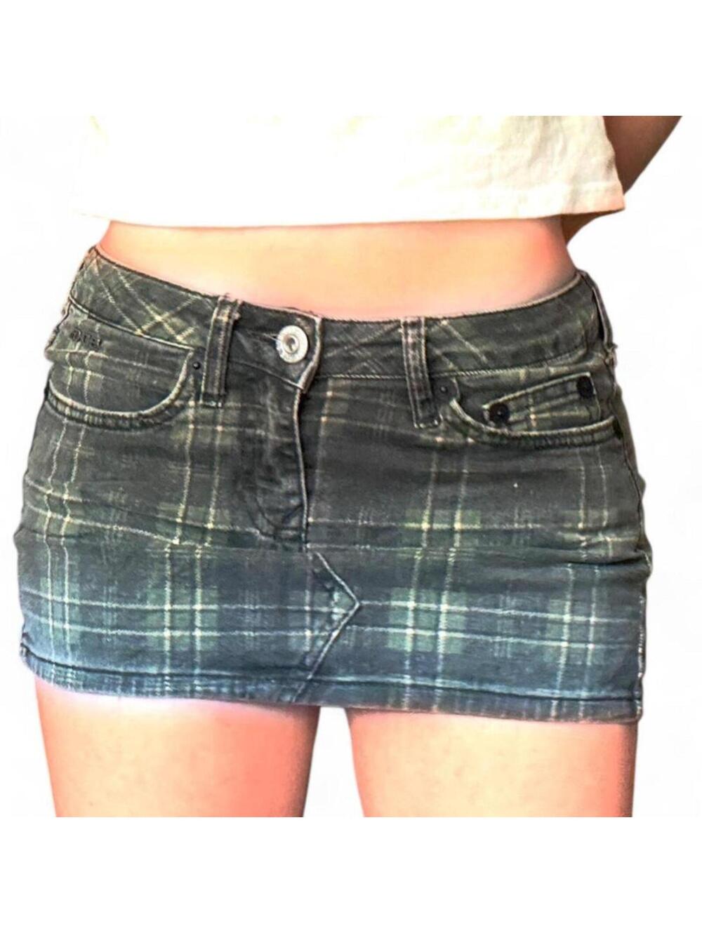 y2k early 2000s inspired BDG green & black plaid mini skirt